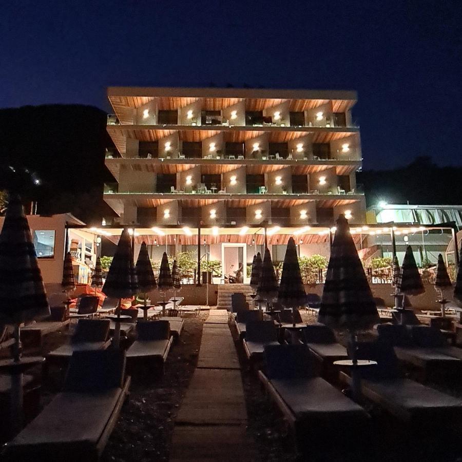 Aross Hotel Kanine